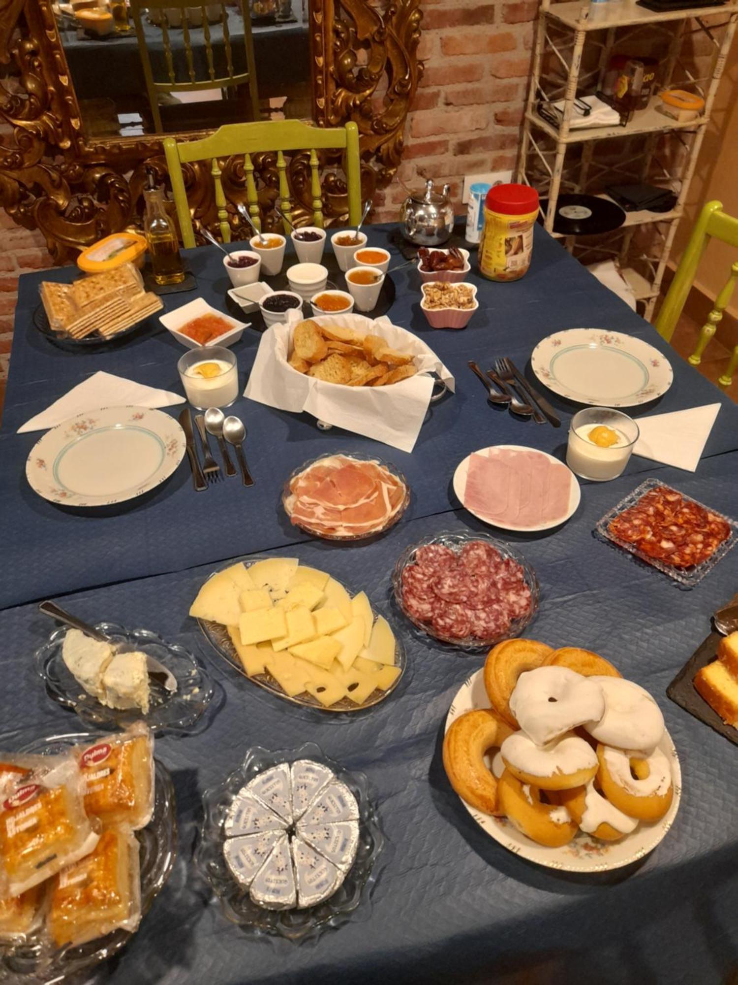 La Posada Del Canario Onís Eksteriør billede