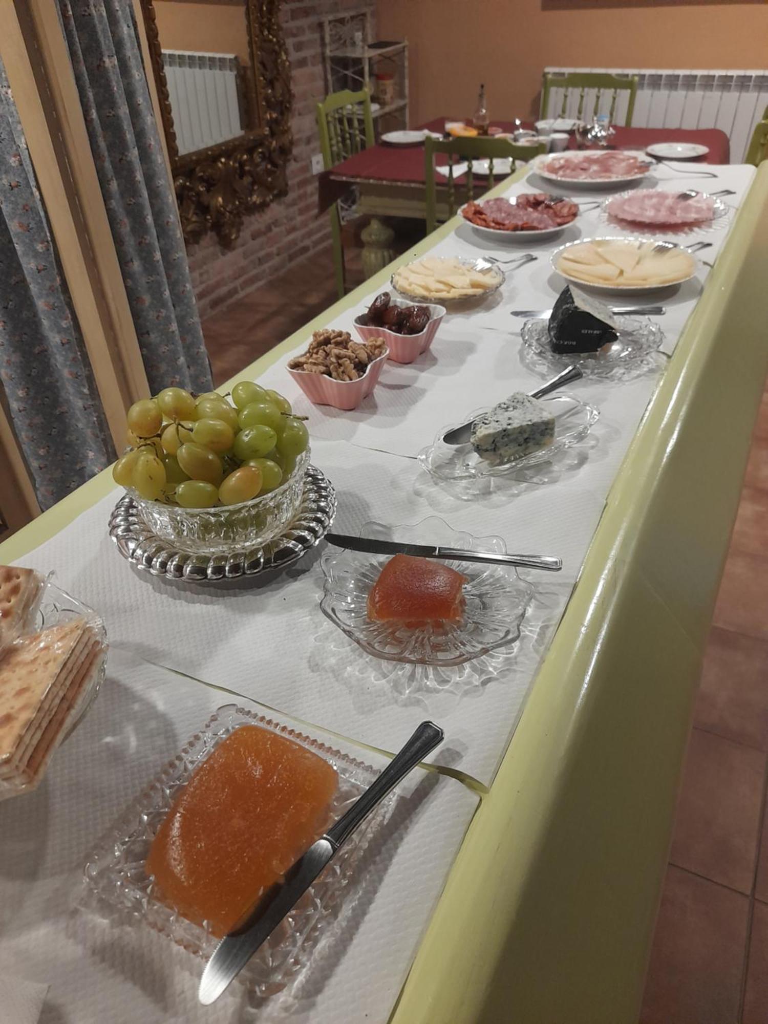 La Posada Del Canario Onís Eksteriør billede